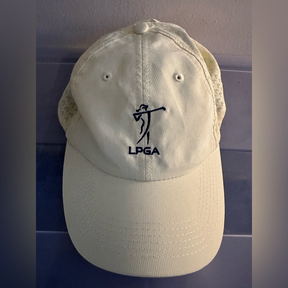 Official LPGA Performance Women's Adjustable Performance Cap Small Fit